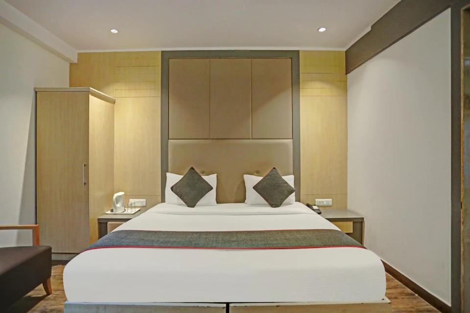 Hotel Superb 5 Mins Walk From New Delhi Station Exterior foto